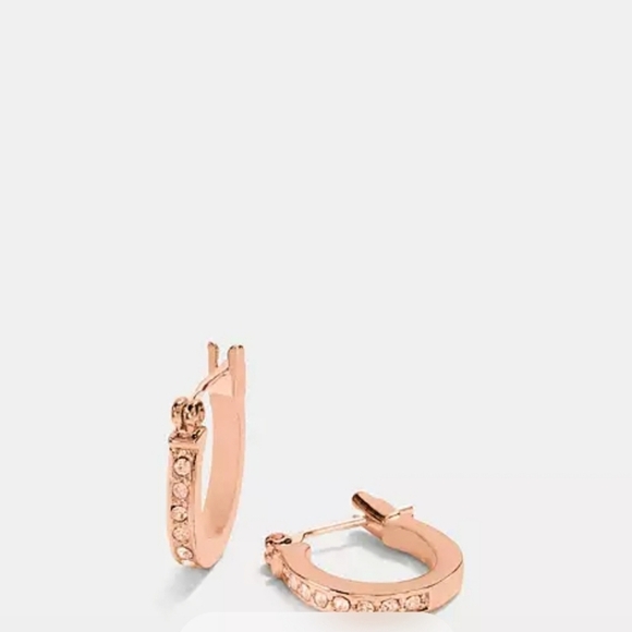 🔹️Coach 🔹️ Pave Signature Rose Gold Huggie Earrings - Picture 3 of 5